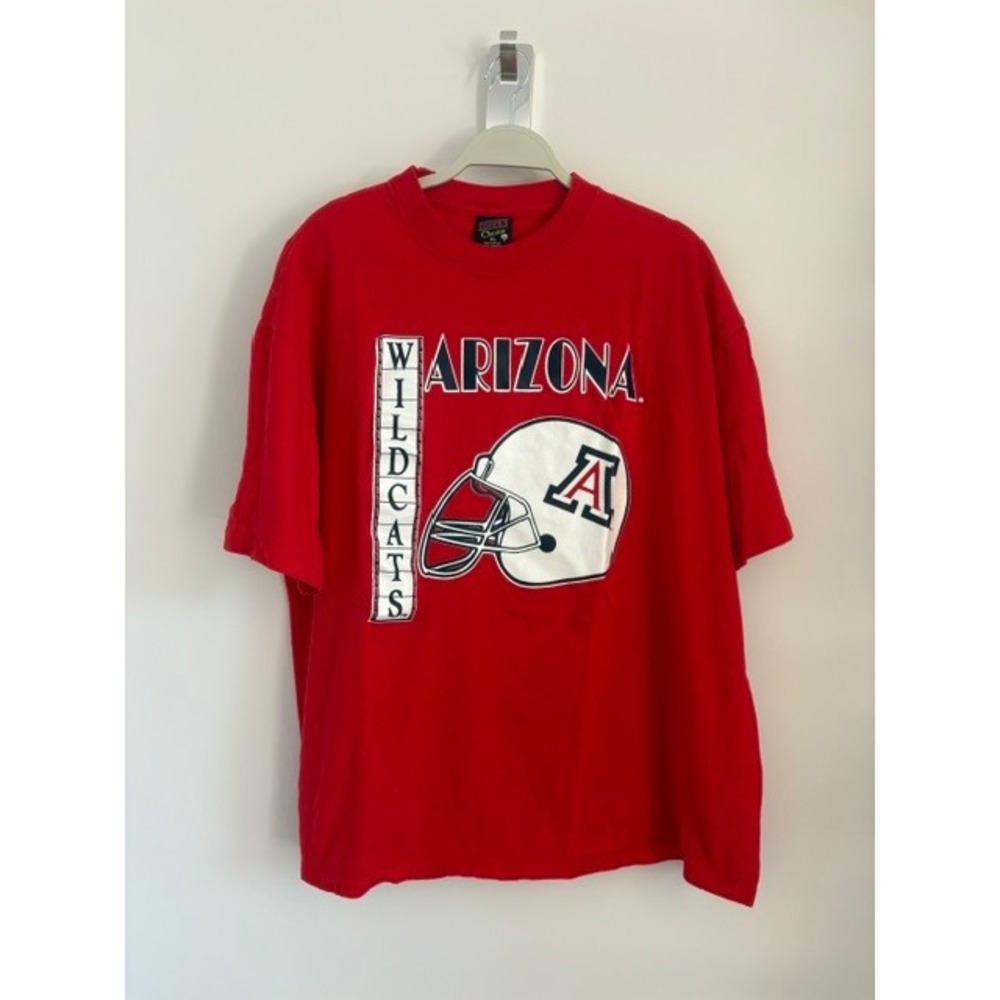 VTG Soffe Arizona Wildcats Mens XL Red Graphic T-Shirt NCAA Football Helmet Tee